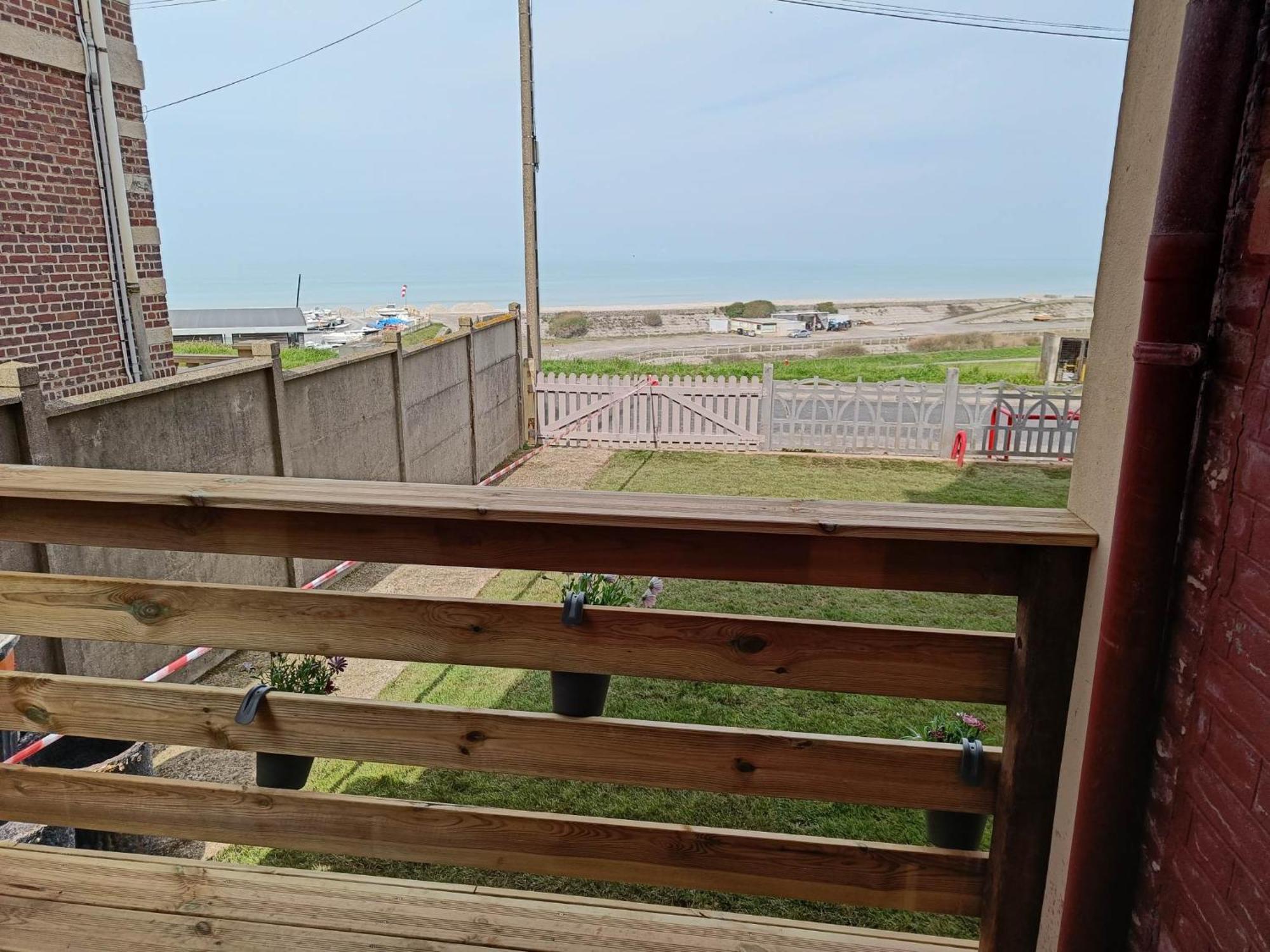 Villa La Precieuse En Front De Mer Woignarue Ngoại thất bức ảnh